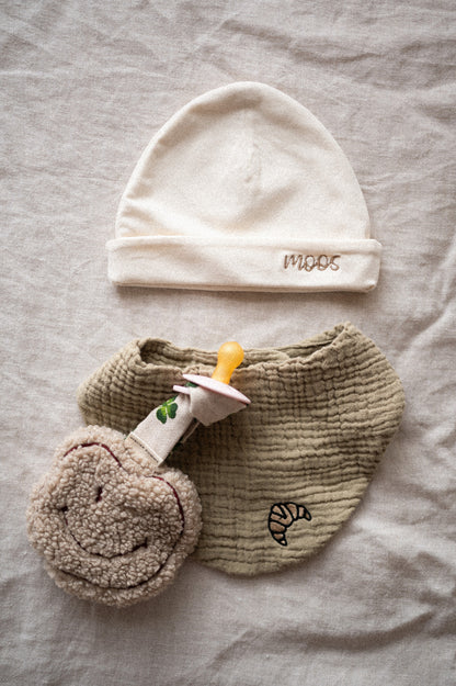 TEENY TINY BEANIE - COSY WHITE