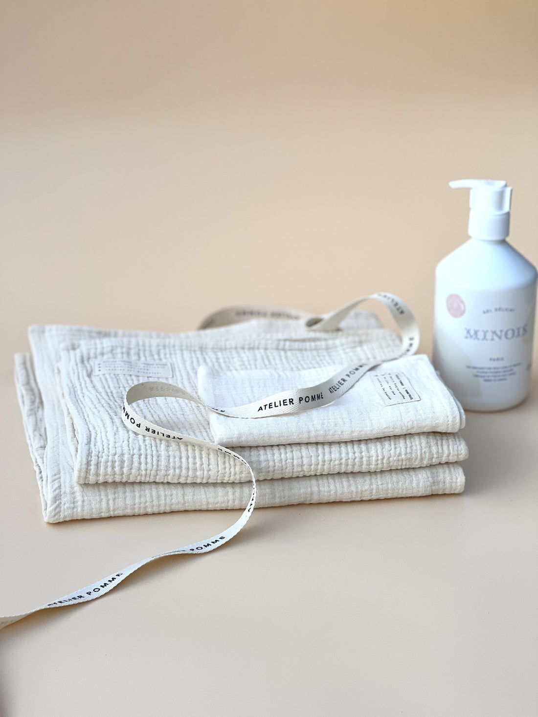 TOWEL SET: THE ESSENTIALS