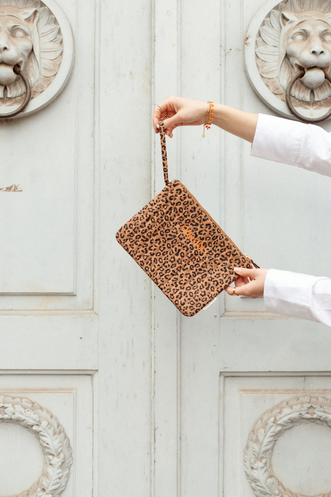 THE FLAT POUCH  - LEOPARD