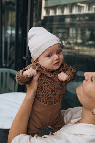 TEENY TINY BEANIE - BONJOUR BEIGE