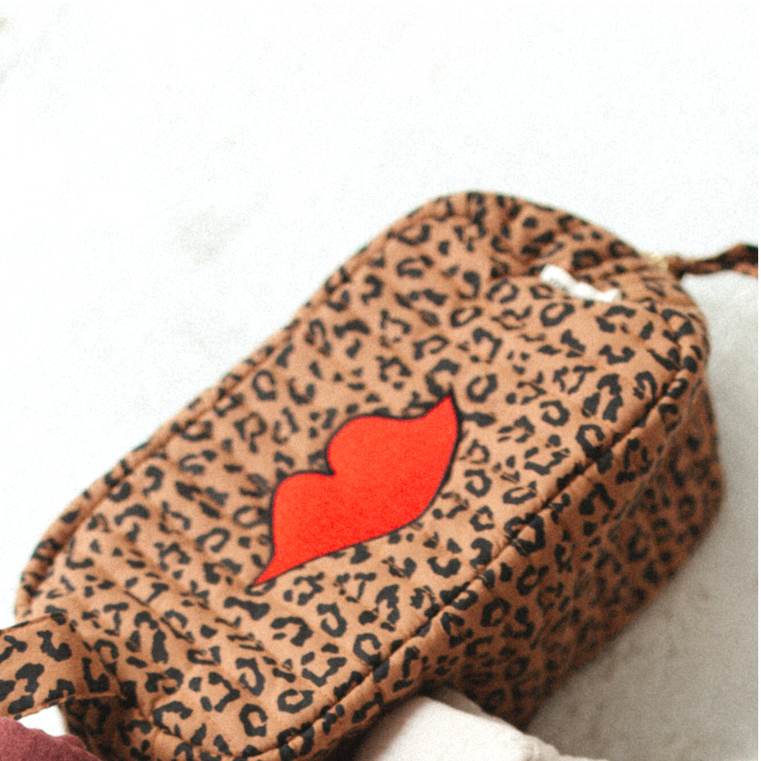 THE PERFECT POUCH  - LEOPARD
