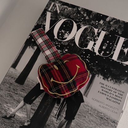 PACIFIER CLOTH POMME | PETIT TARTAN ROUGE